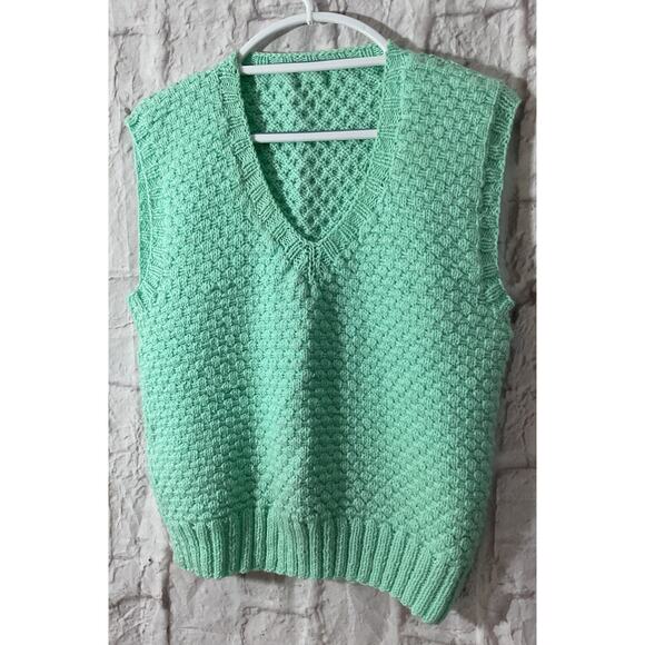 Vintage Women’s Hand Made Knitted Green Sweater Vest Size Medium - Picture 1 of 5